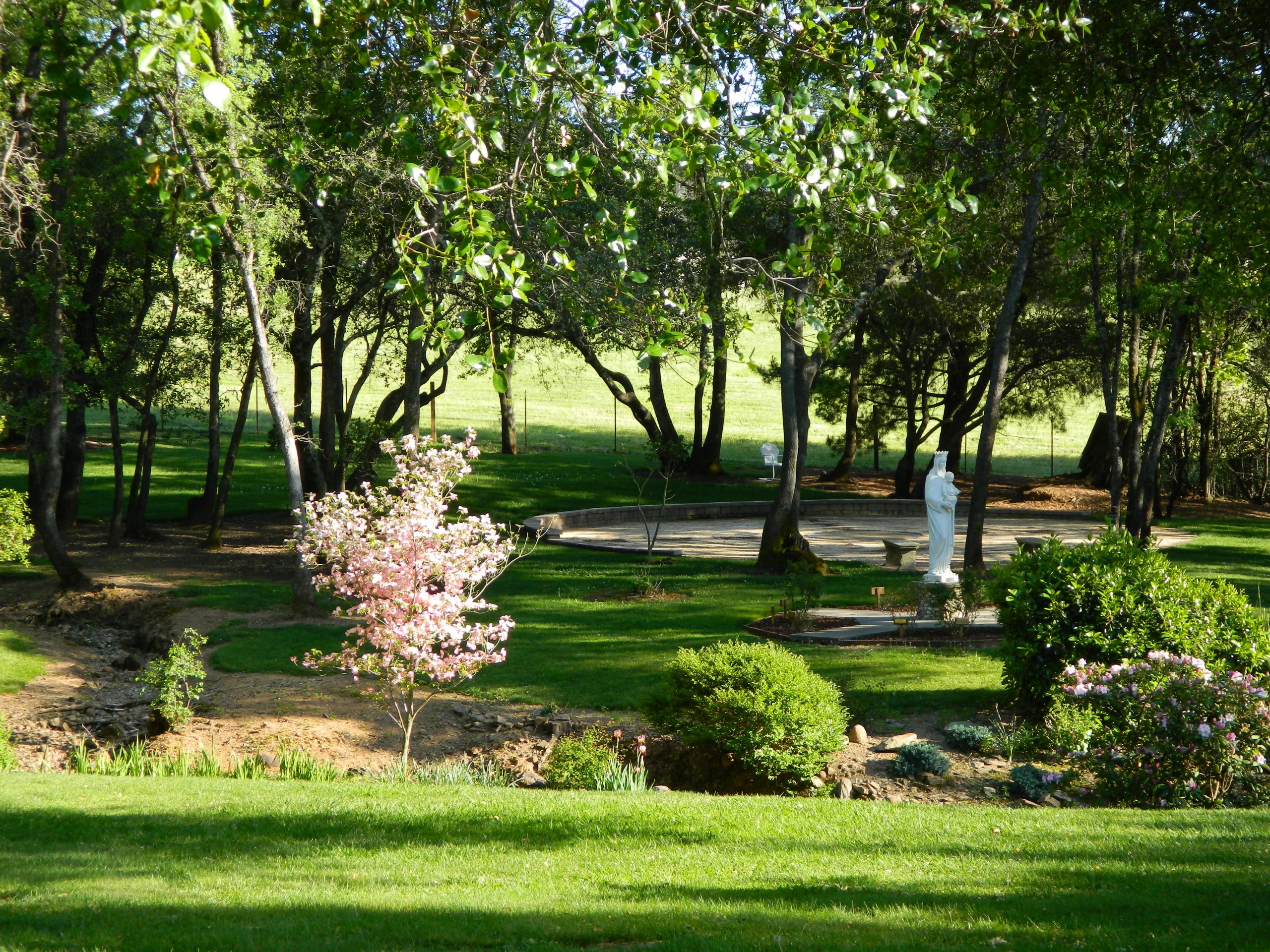A beautiful grounds in Auburn, California.